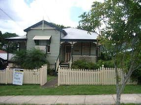 25 Beatrice St, Bardon, QLD 4065