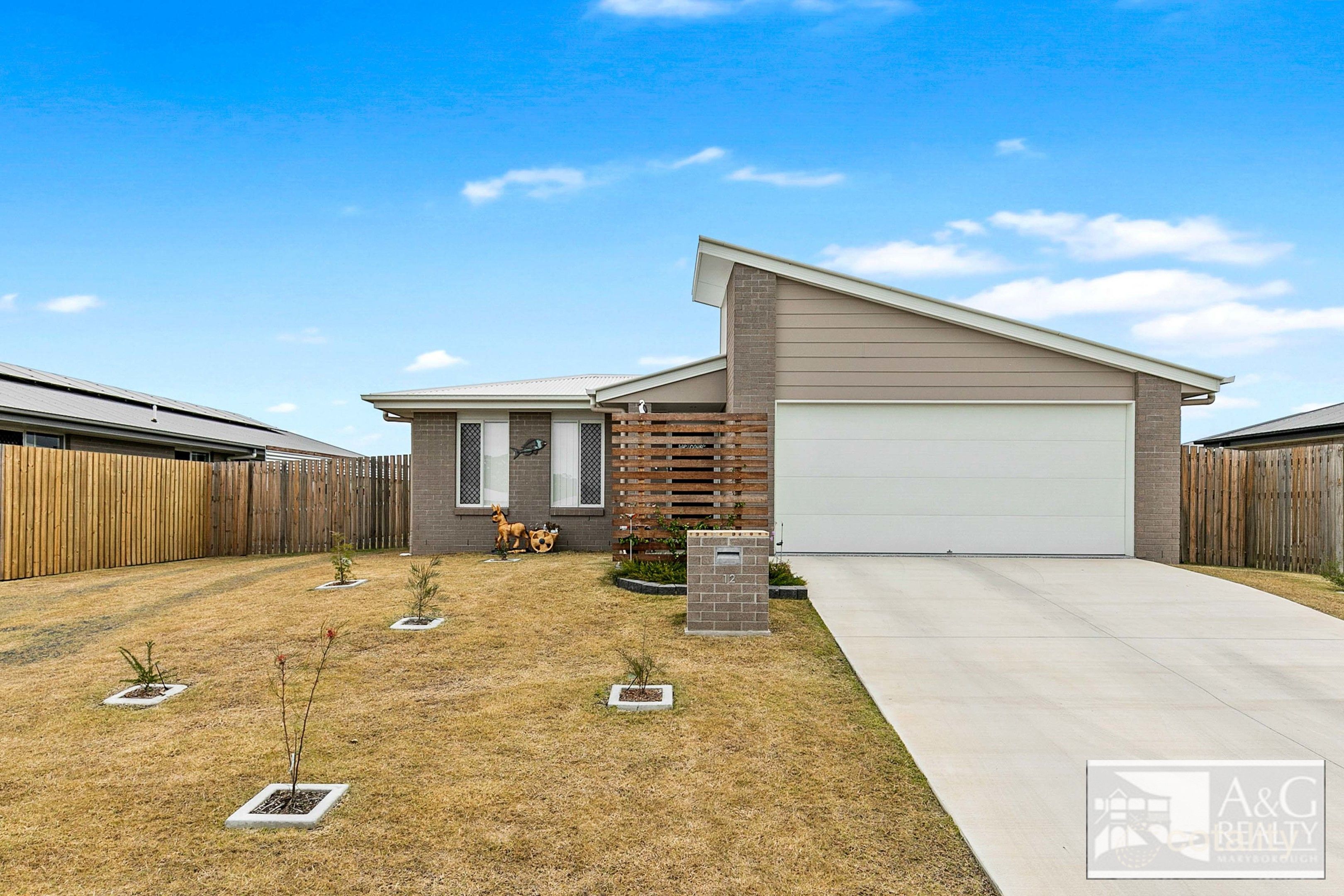 12 Robin Rd, Kawungan, QLD 4655