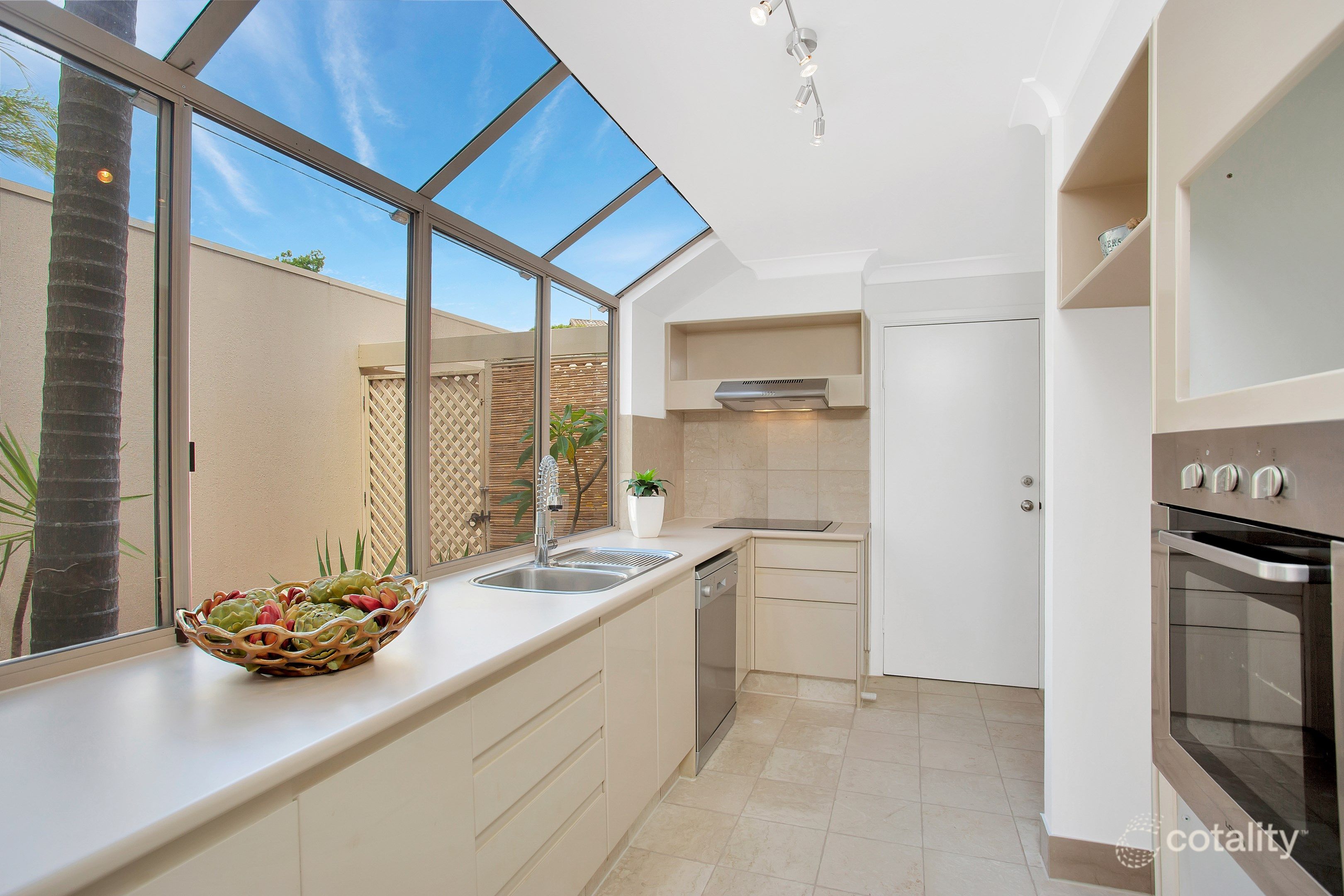 13/1 Resort Dr, Robina, QLD 4226