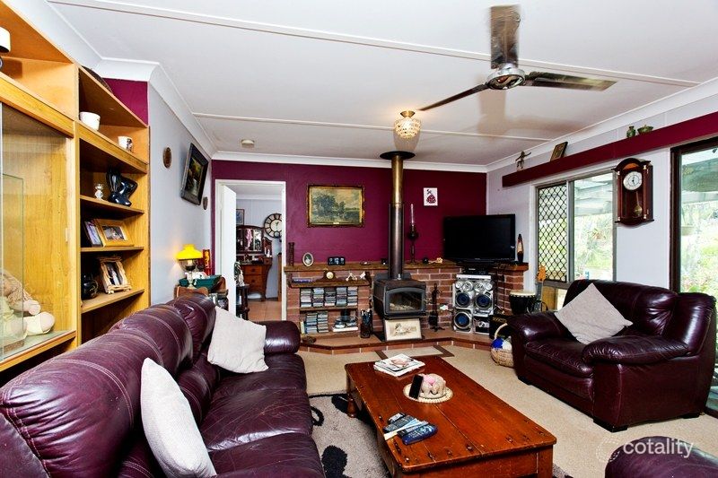 41 Goffages Rd, Mount Chalmers, QLD 4702