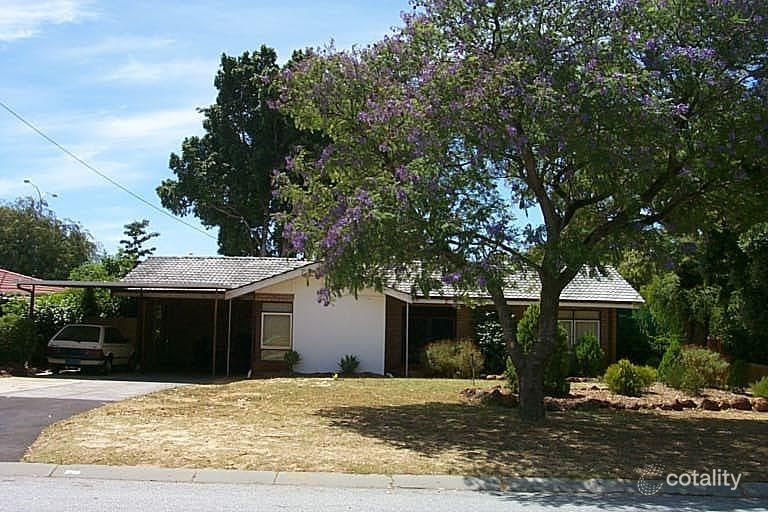 21 Lantana Way, Camillo, WA 6111