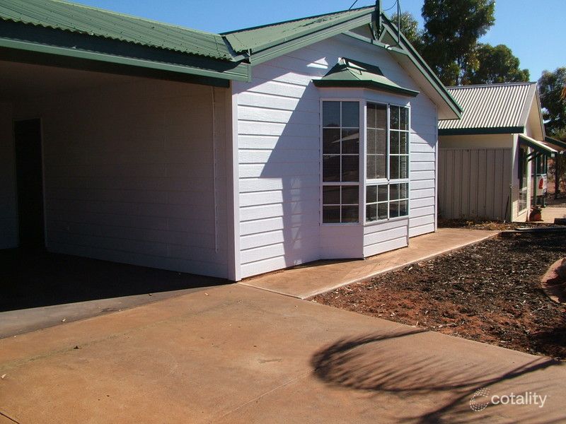 28b Quandong St, Roxby Downs, SA 5725