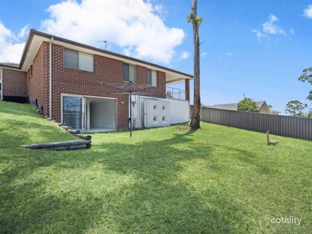 17 Discovery Dr, Fletcher, NSW 2287