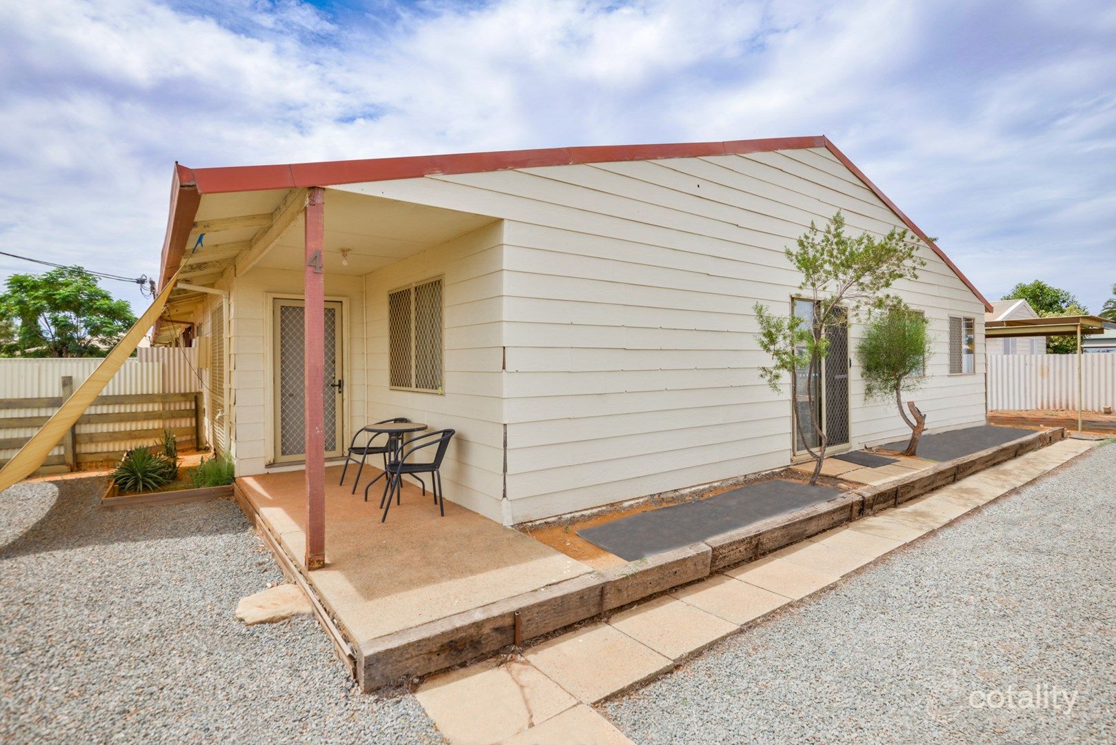 4/65b Millen St, Boulder, WA 6432