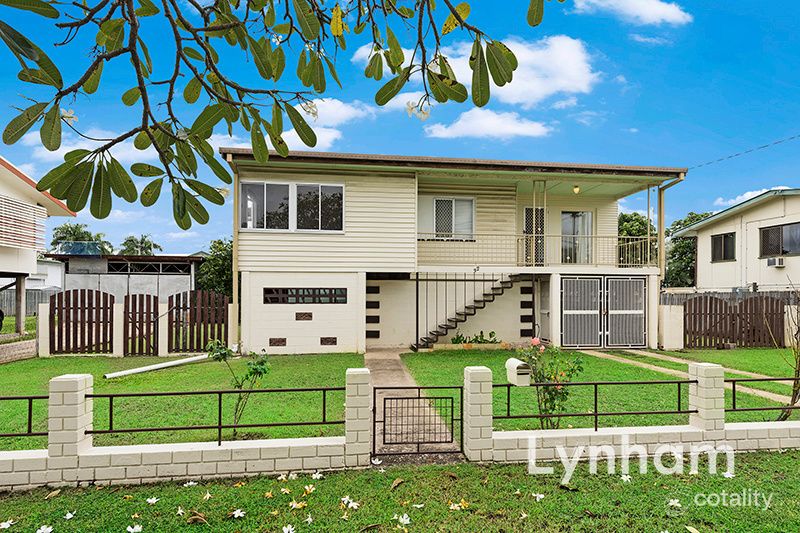 32 Berontha St, Cranbrook, QLD 4814