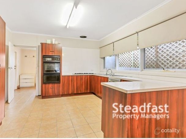 9 Gwinganna Cres, Holden Hill, SA 5088