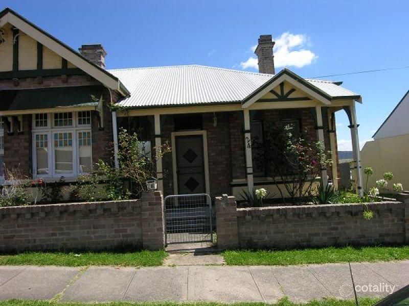 24 Eskbank St, Lithgow, NSW 2790