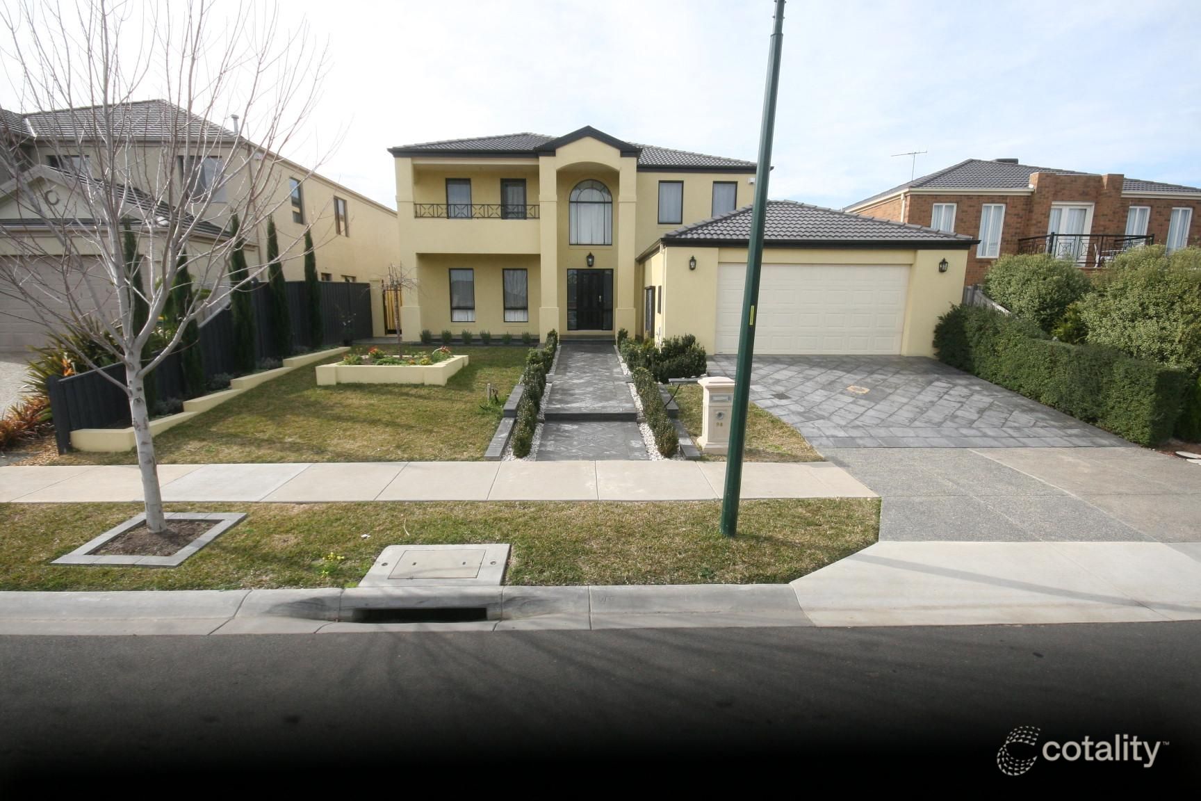 28 Langhorne Cres, Rowville, VIC 3178