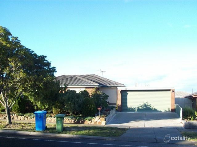 38 John Edgcumbe Way, Endeavour Hills, VIC 3802