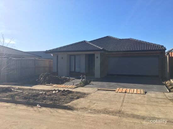 19 Littlewick Pde, Mickleham, VIC 3064
