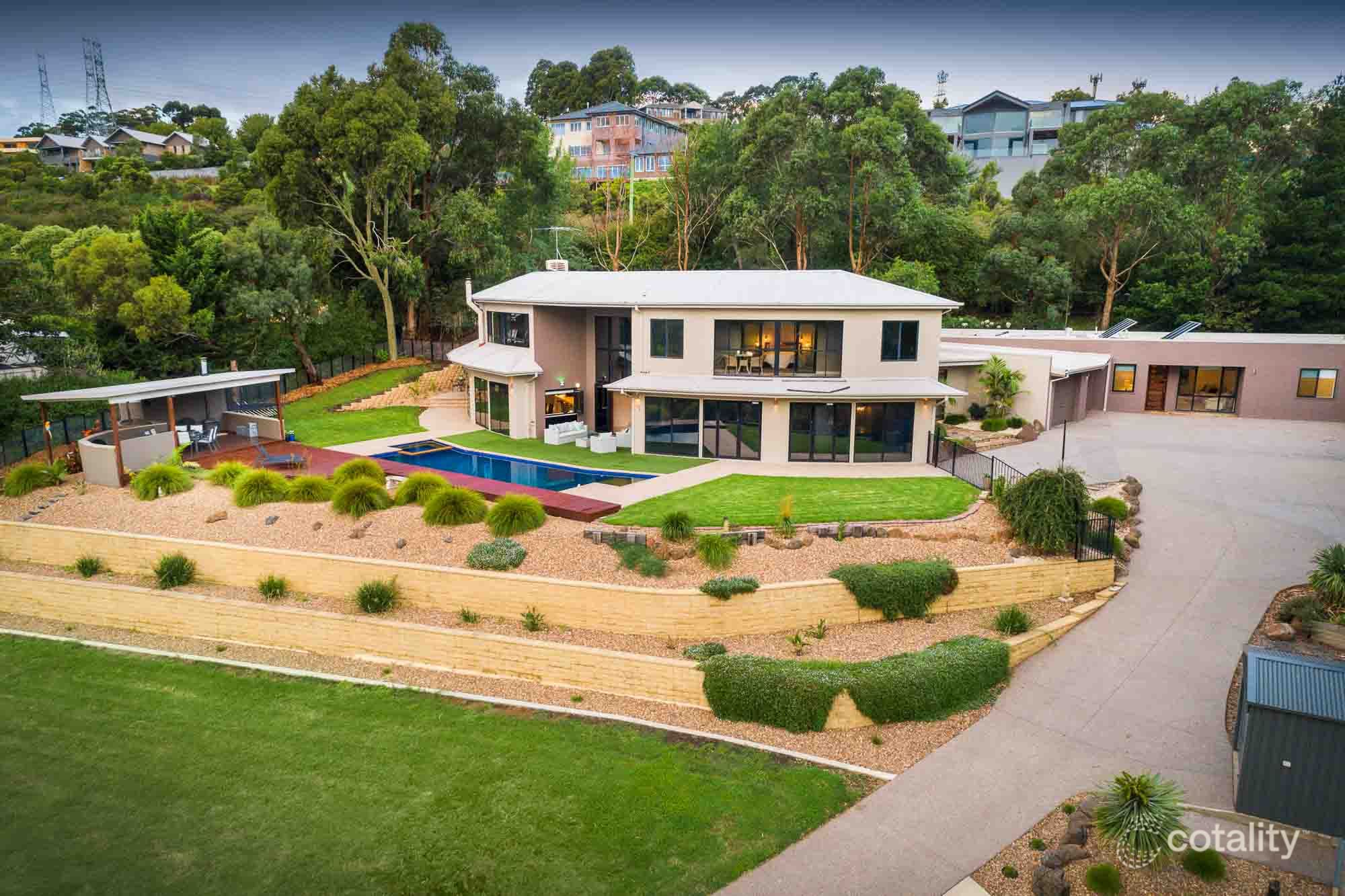 18 Caravelle Ct, Berwick, VIC 3806