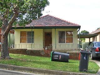 11 Walter St, Mortdale, NSW 2223