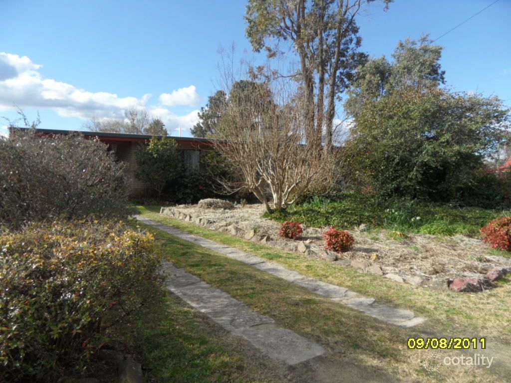 8 Roessler Ave, Applethorpe, QLD 4378