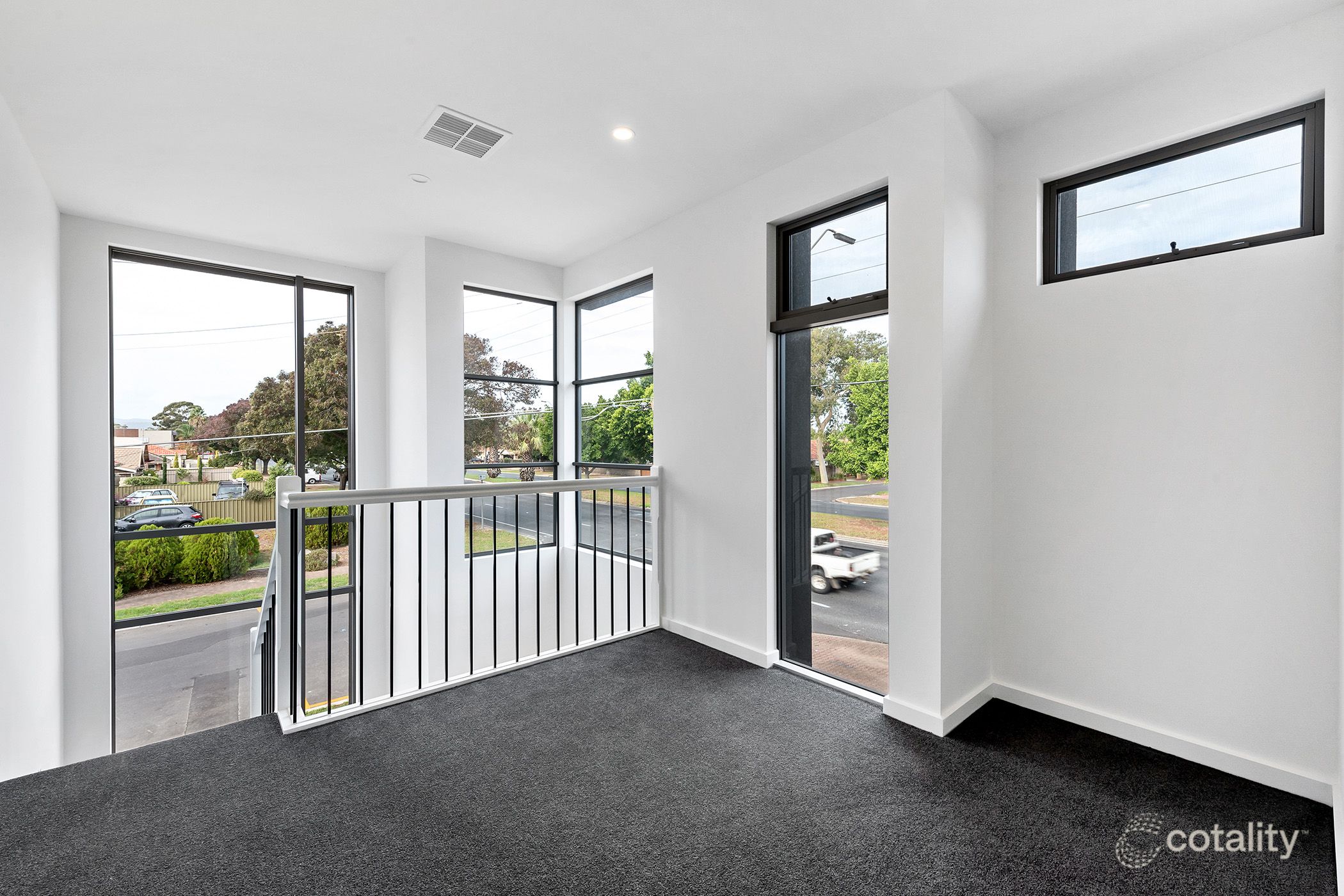 1e Douglas Gr, Glenelg North, SA 5045