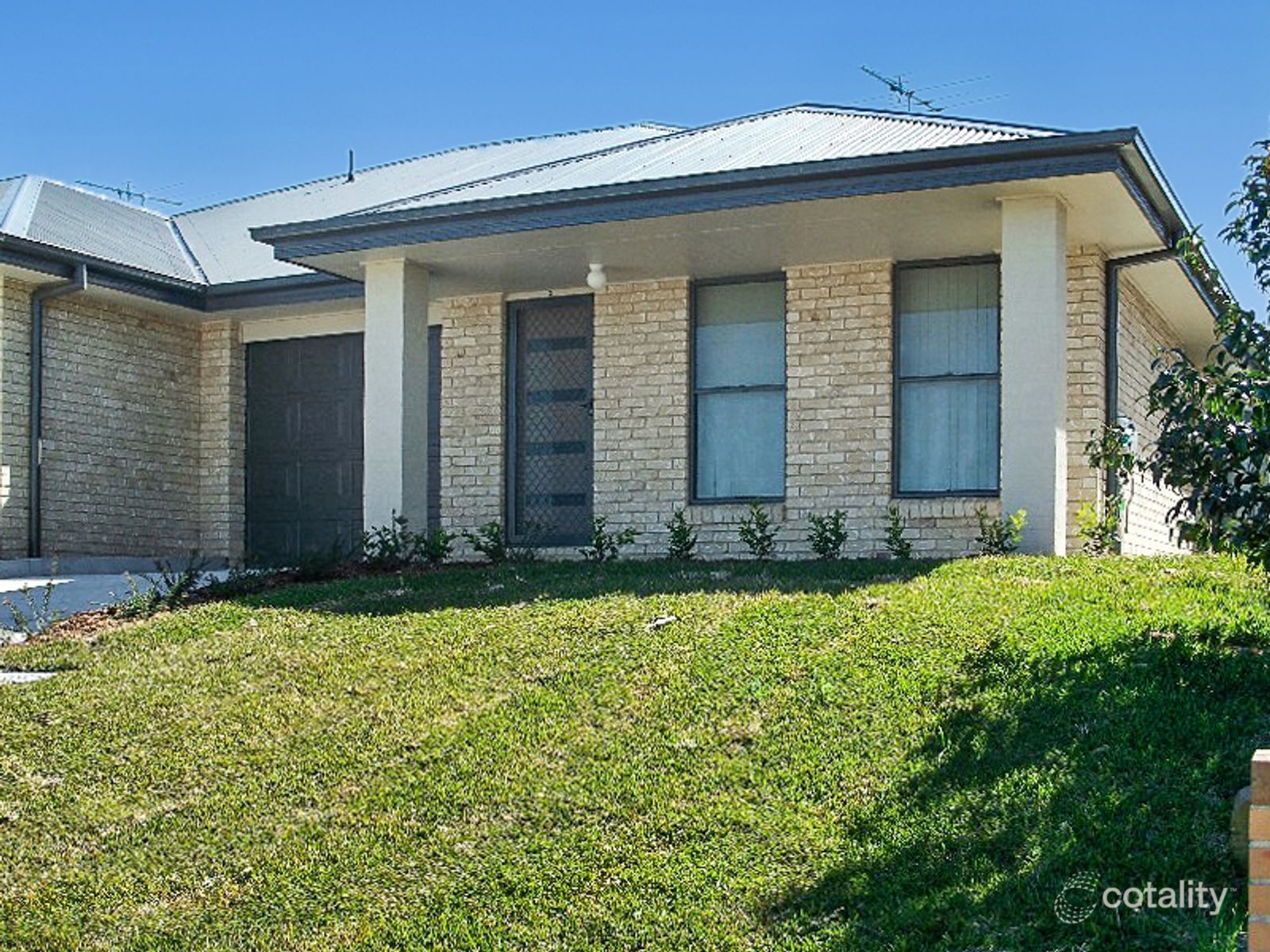 2/6 Tabor Cl, Rutherford, NSW 2320