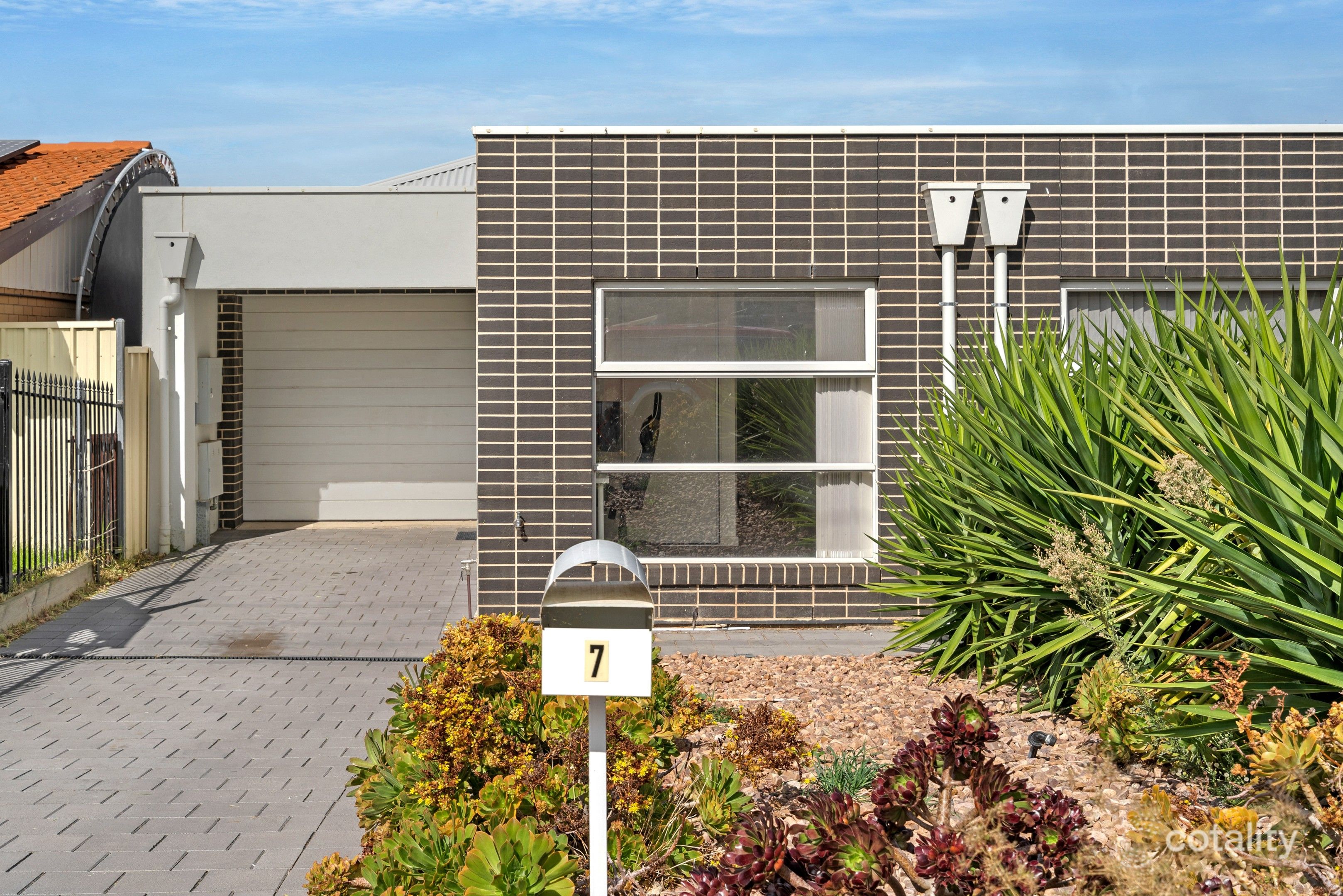 7 Tara St, O'Sullivan Beach, SA 5166