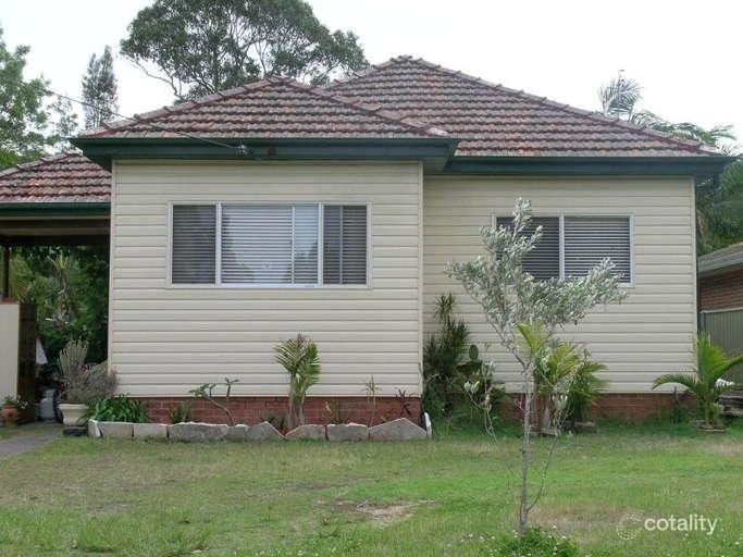 13 Echuca Rd, Empire Bay, NSW 2257