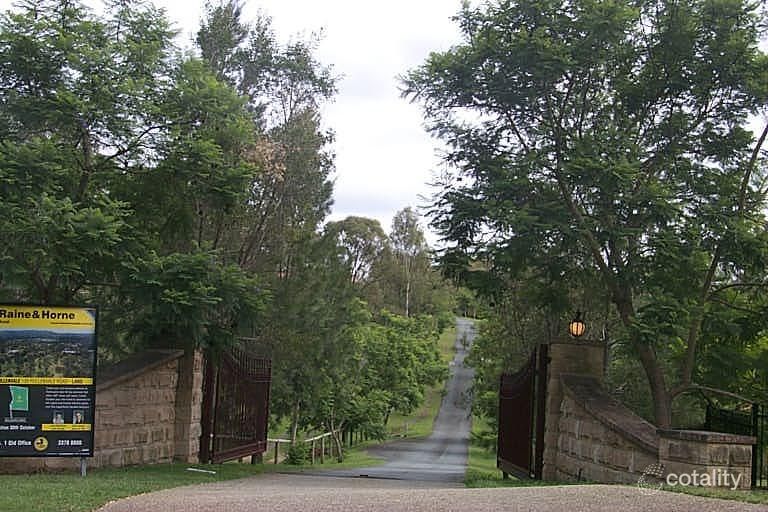 141 Pullenvale Rd, Pullenvale, QLD 4069