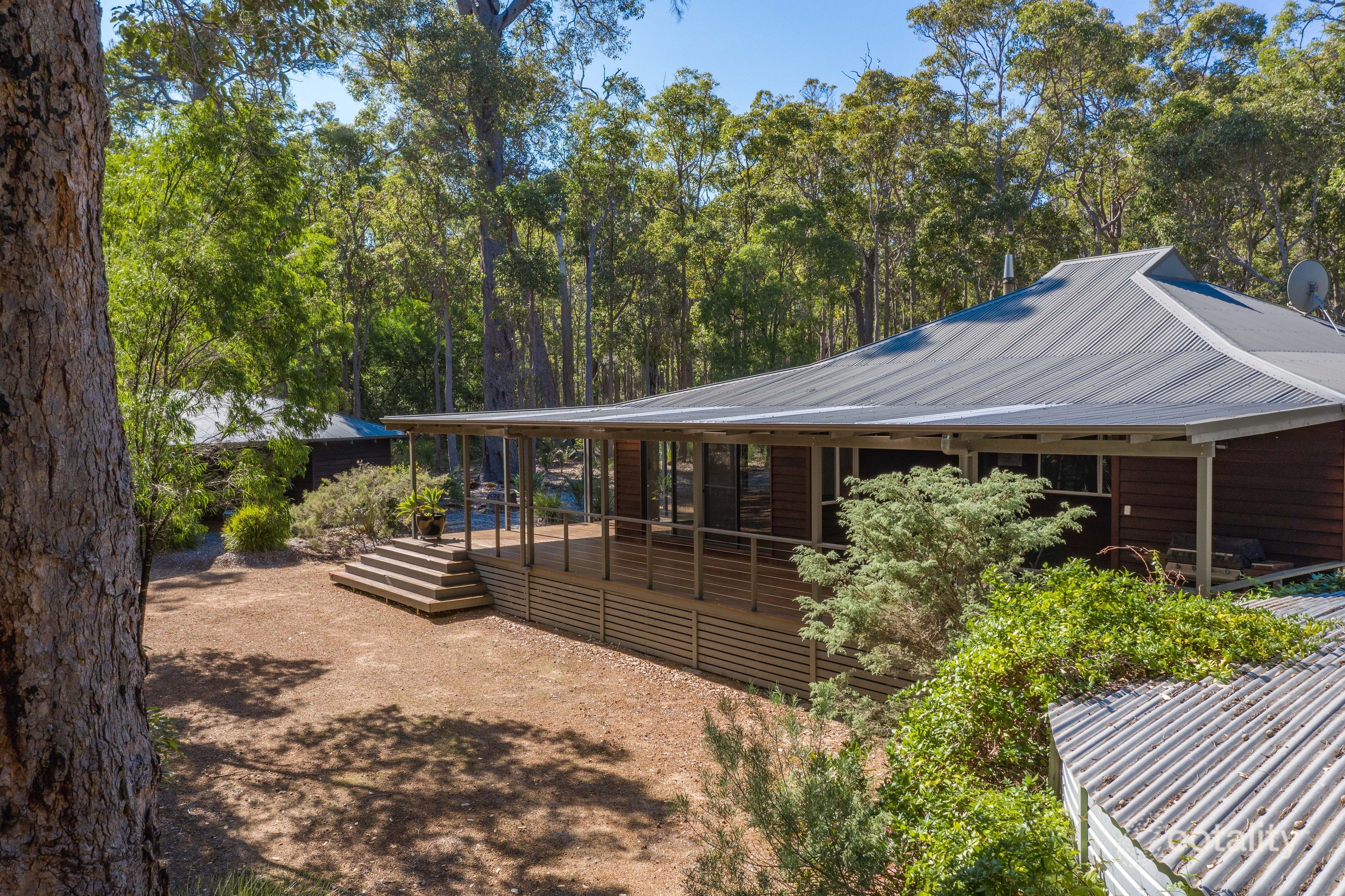 85 Woodland Dr, Burnside, WA 6285