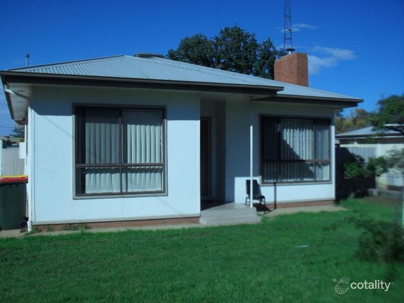 8 Lilac Ave, Leeton, NSW 2705