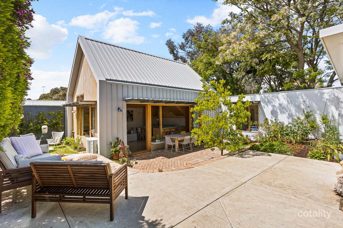 11a Morris St, Beaconsfield, WA 6162