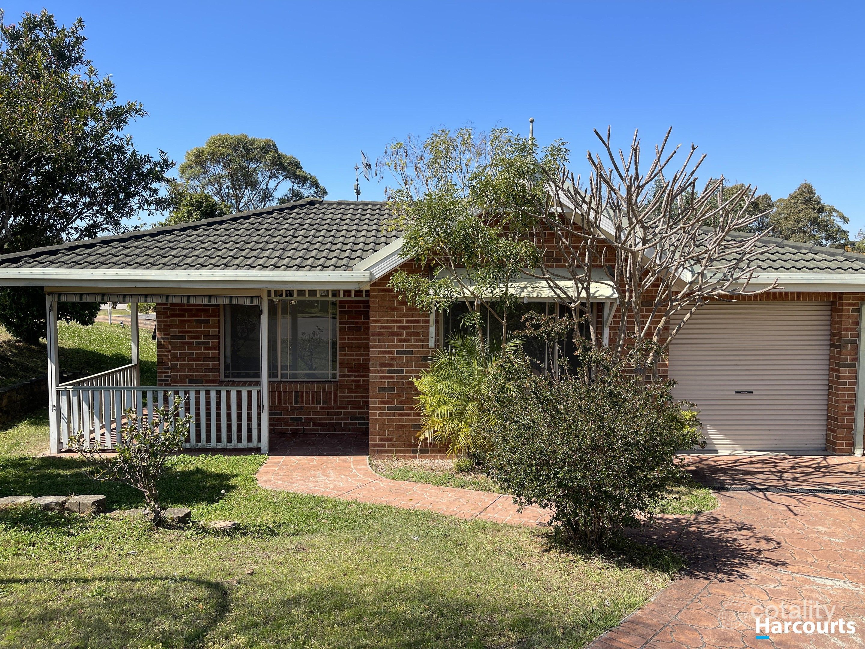 17 Waugh Cl, Blue Haven, NSW 2262