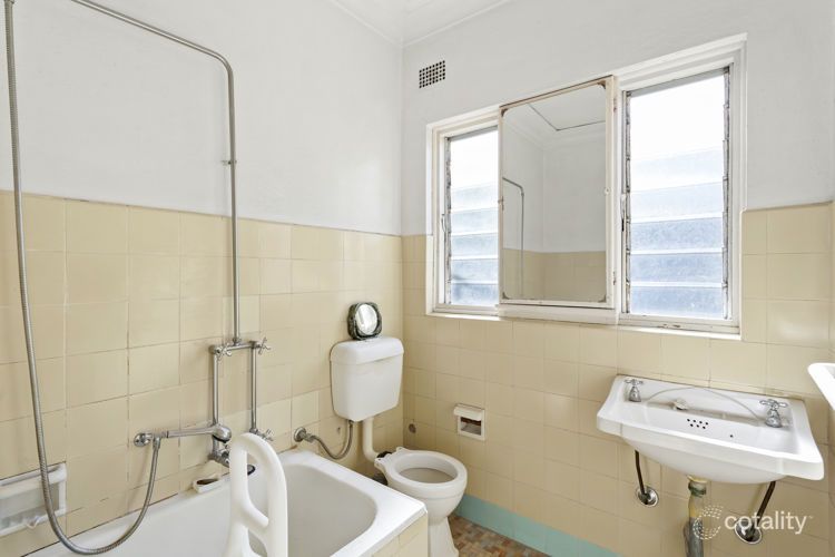12 Reid St, Merrylands, NSW 2160