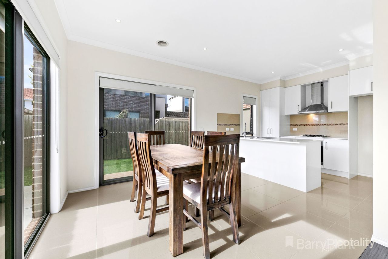 4/11 Bruce St, Dandenong, VIC 3175