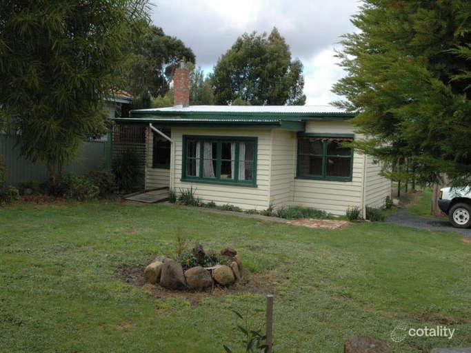 327 Albert St, Sebastopol, VIC 3356