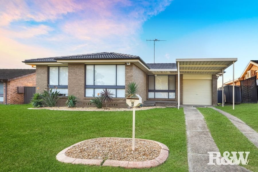 5 Kingfisher Way, St Clair, NSW 2759