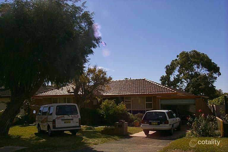 12 Janet Rd, Safety Bay, WA 6169