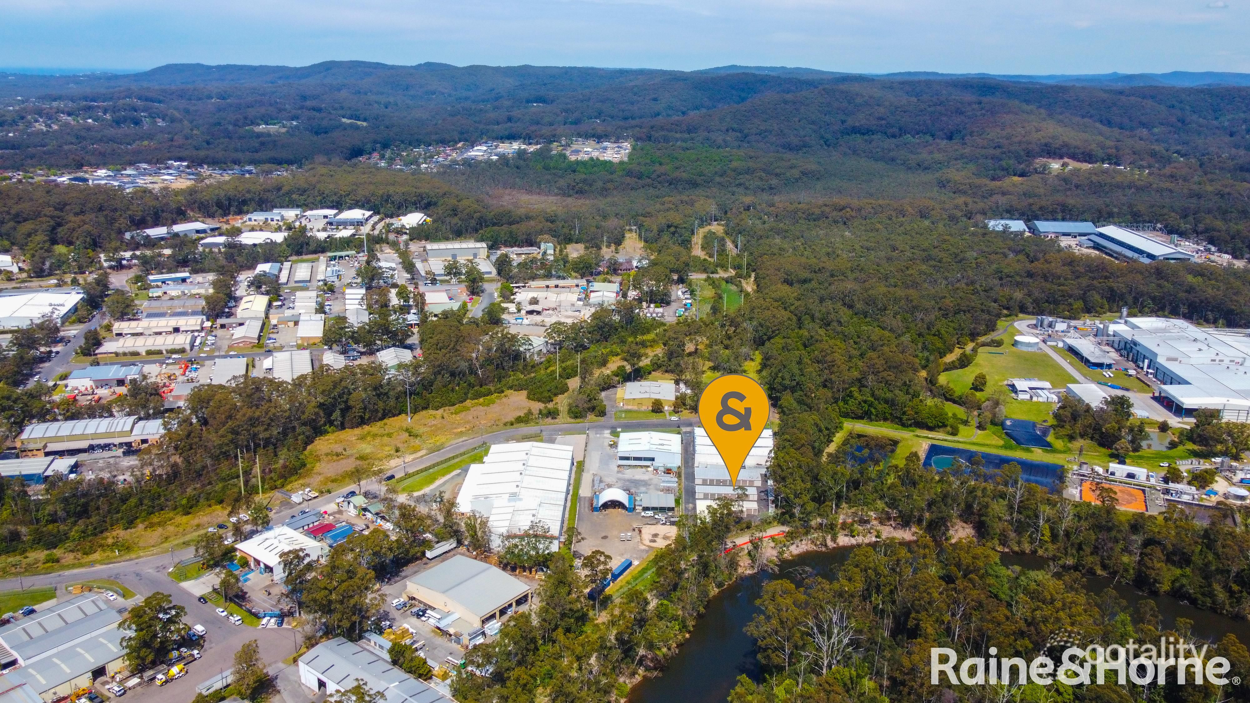 17 Newbridge Rd, Berkeley Vale, NSW 2261