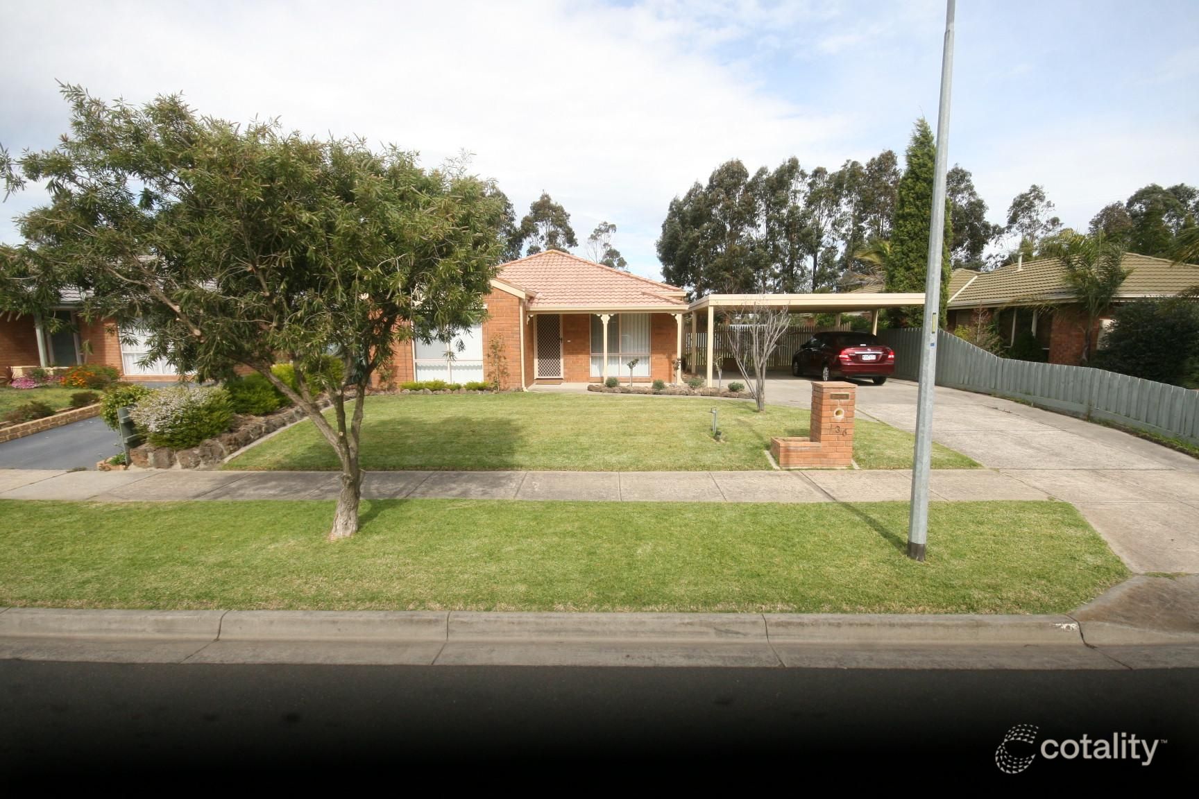 136 Waradgery Dr, Rowville, VIC 3178