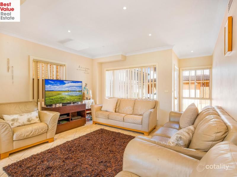 10/7 Altair Pl, Hinchinbrook, NSW 2168