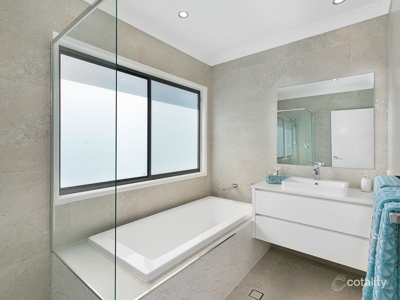 55 Gordon St, Ormiston, QLD 4160