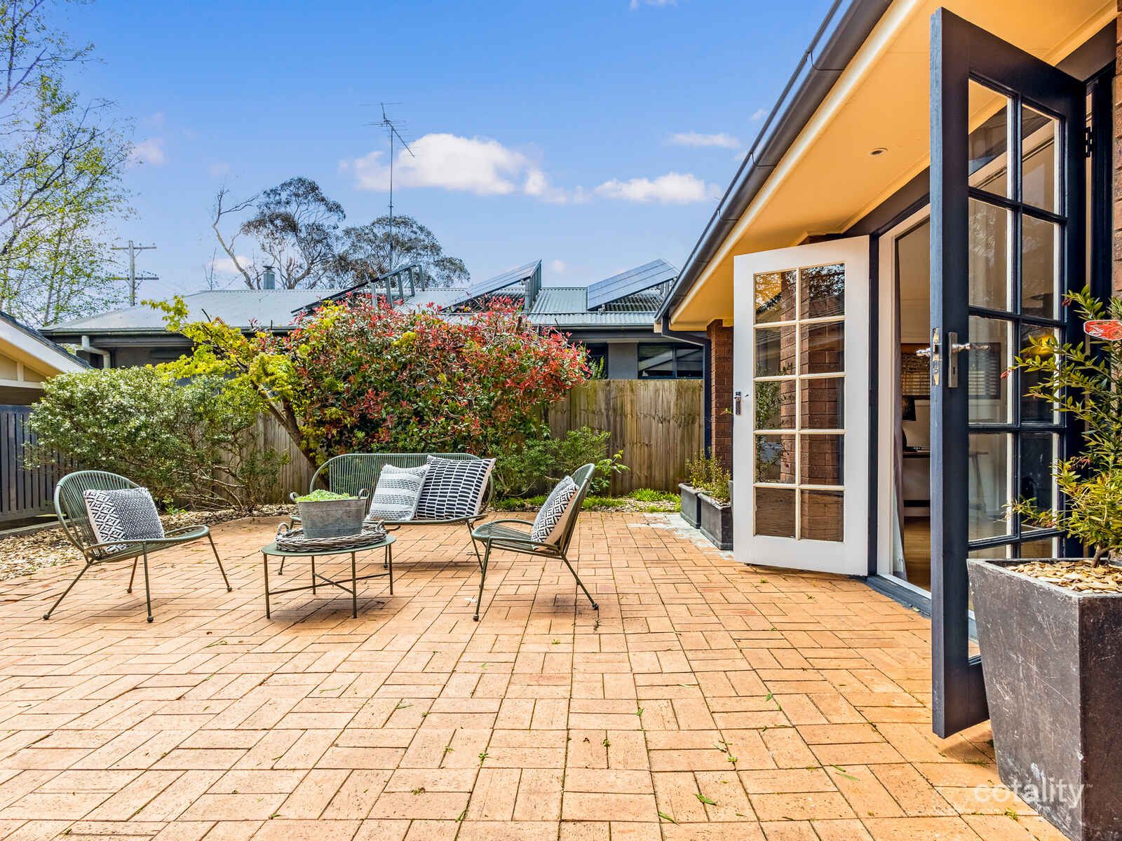 61 Evans Lookout Rd, Blackheath, NSW 2785