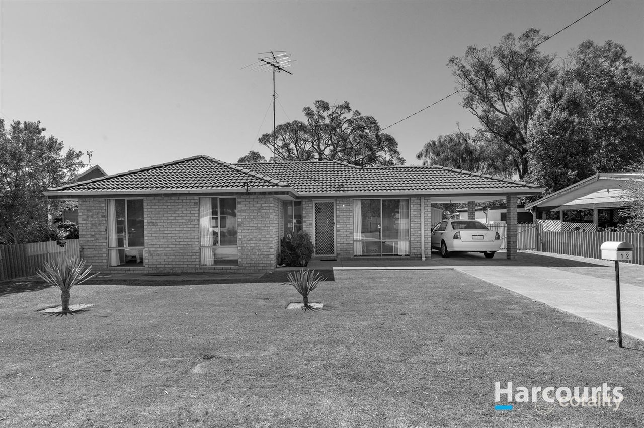 12 Nerine St, Falcon, WA 6210