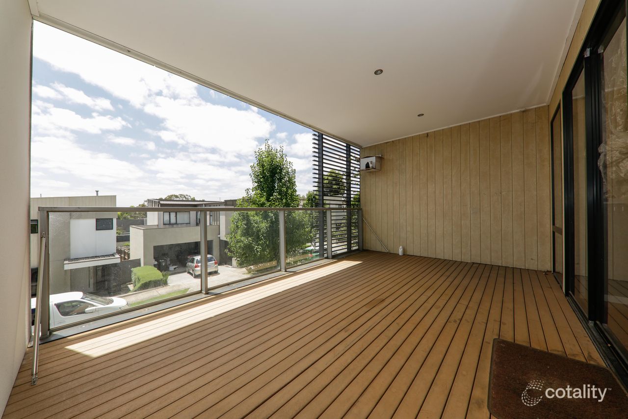 47 Muyan Cct, Burwood, VIC 3125