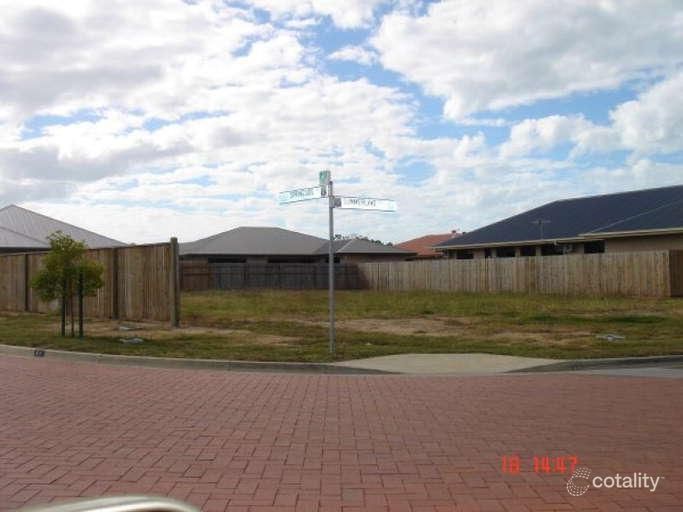 2 Summerlake Cct, Idalia, QLD 4811