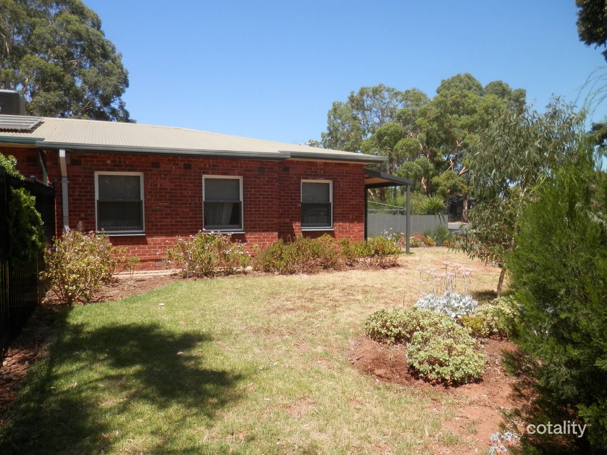 6 Dinton Cres, Salisbury North, SA 5108