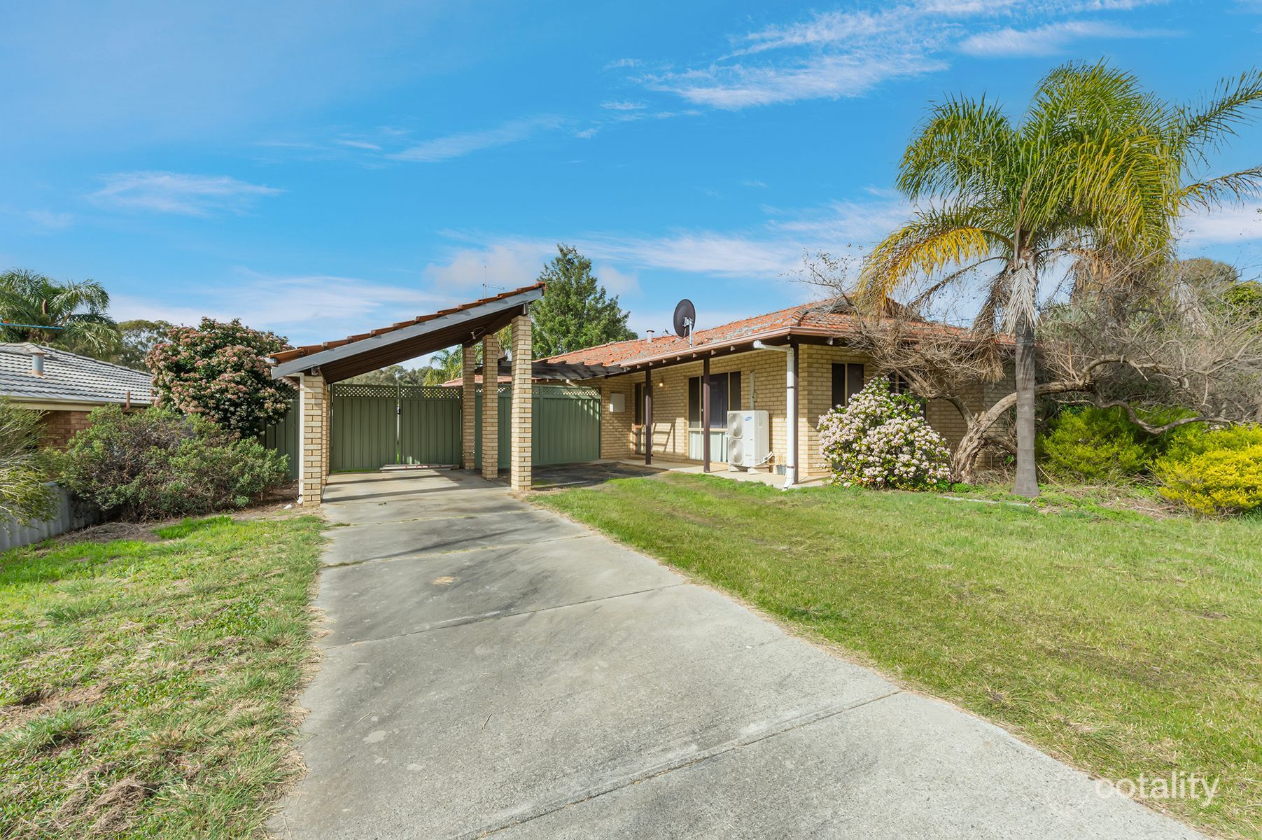 28 Balmain Rd, Greenmount, WA 6056