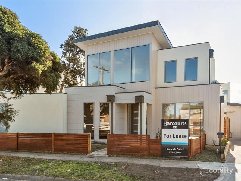 3/23b Gairloch Dr, Frankston, VIC 3199