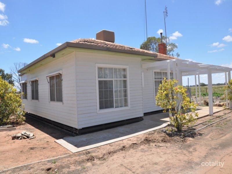 11 Canary Island-Leaghur Rd, Leaghur, VIC 3537