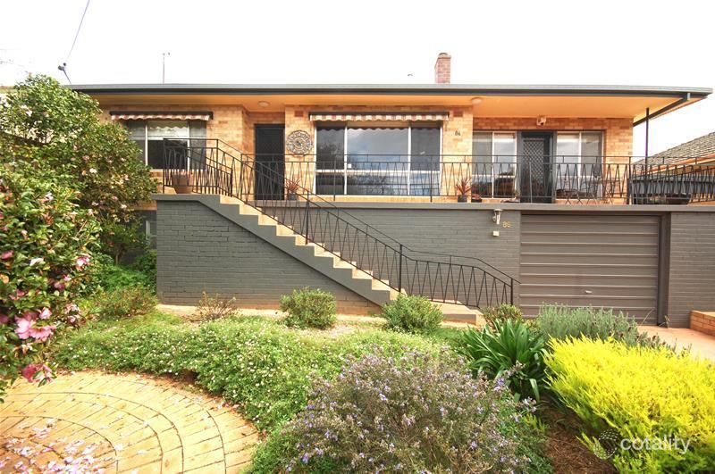 86 Grove St, Kooringal, NSW 2650