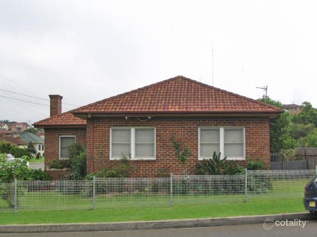 12 Dean Rd, Warrawong, NSW 2502