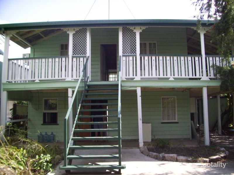 258 East St, Depot Hill, QLD 4700