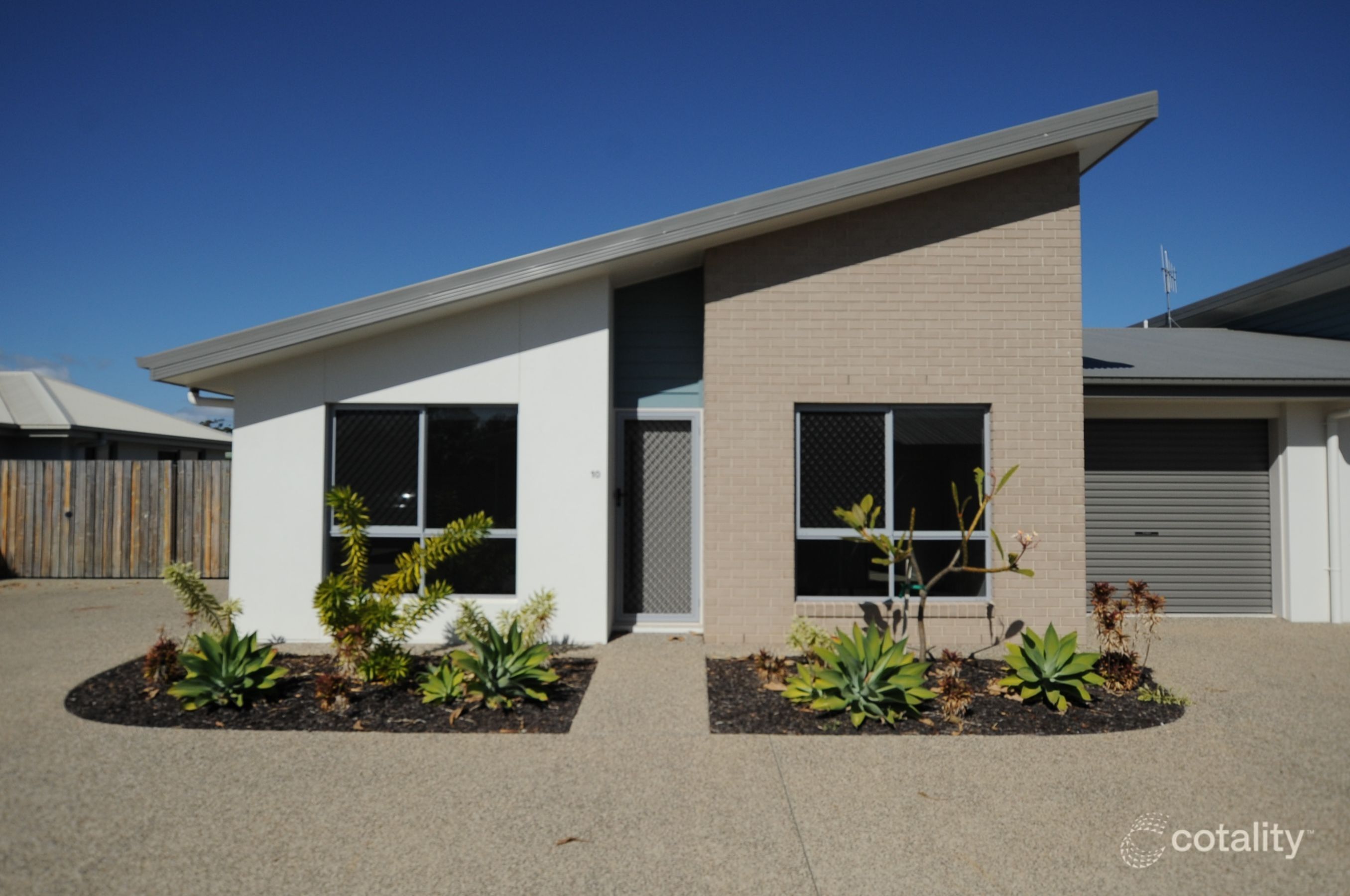 10/4 The Pines Ct, Millbank, QLD 4670