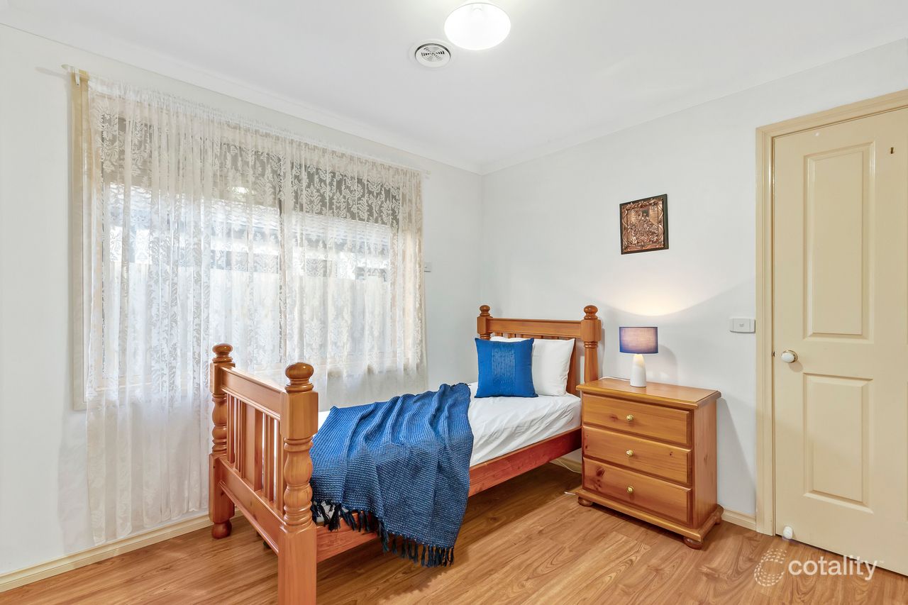 12 Ruben Dr, Sydenham, VIC 3037