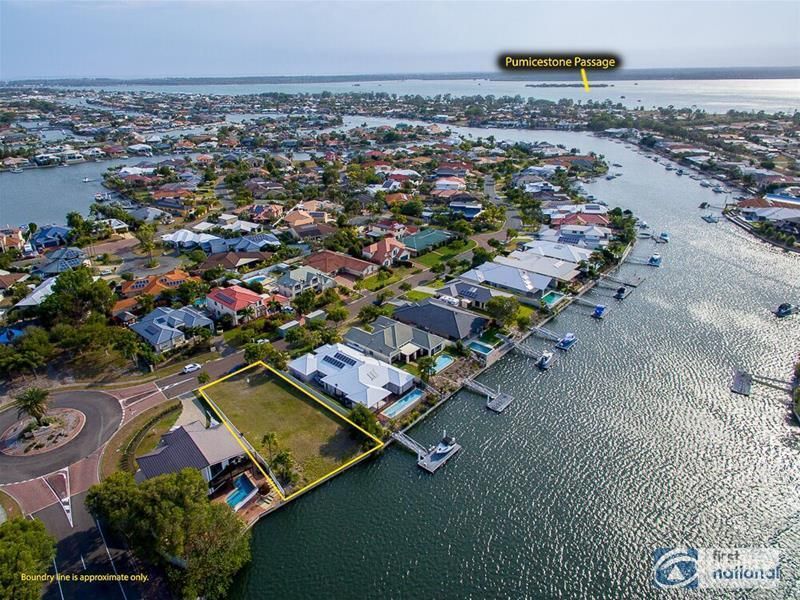 135 Voyagers Dr, Banksia Beach, QLD 4507