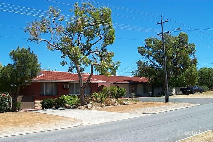 2 Sulman Rd, Wembley Downs, WA 6019
